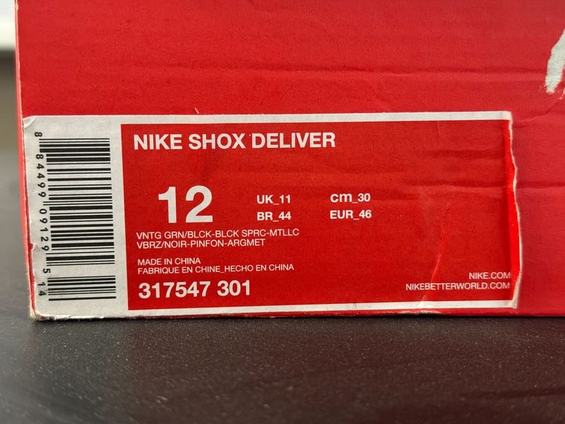 Nike Shox Deliver - Vintage Green (mint condition with original box)